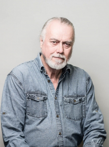 photo of Professor Tom McElroy