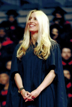 photo of Vivian receiving the 2015 Presidents University Wide Teaching Award (PUWTA) at Spring Convocation