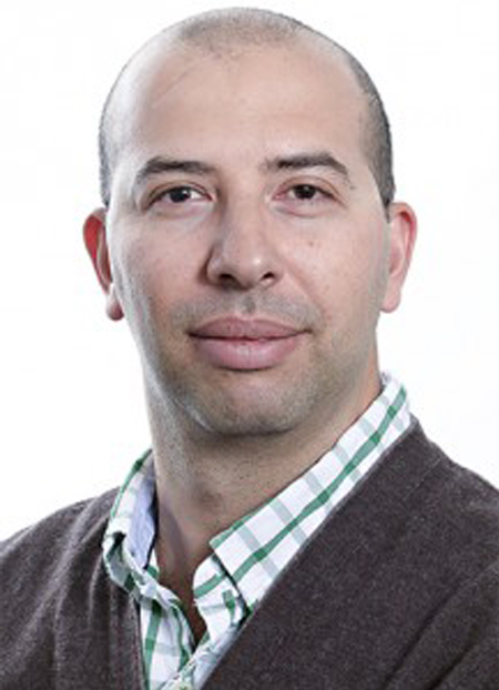 photo of professor Amro Zayed